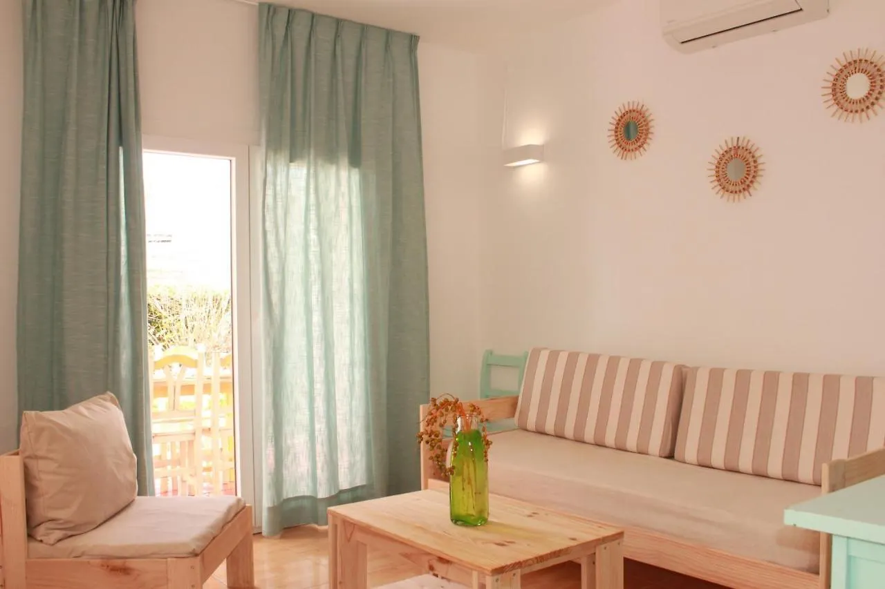 Yucas Homes Cala'N Blanes  Španělsko